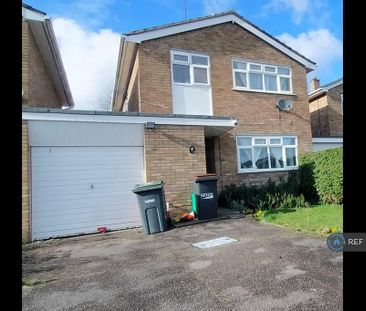 3 bedroom detached house to rent - Photo 2