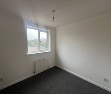 Surrey Close - Photo 6