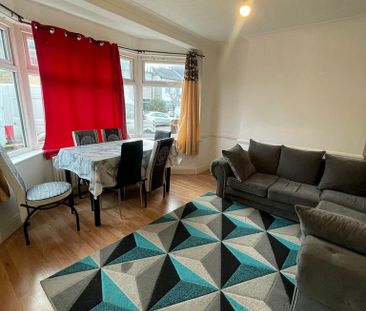 2 bedroom maisonette to rent - Photo 2