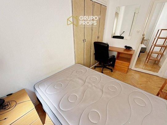 5 room luxury Flat for rent in Madrid, Spain - Foto 1