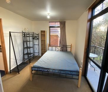 Boarding house room - Photo 5