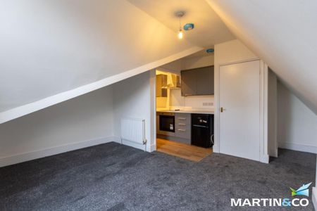1 bedroom flat to rent - Photo 2