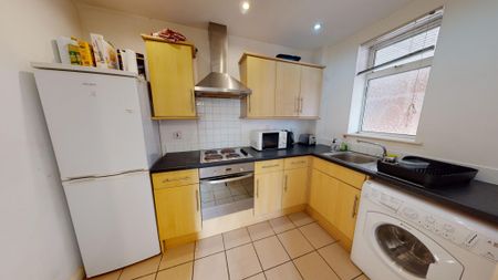 Flat 4 9 Heeley Road Selly Oak - Photo 5