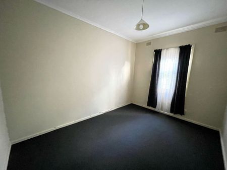 6 Fisk Street - Photo 4