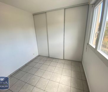 Location Appartement 2 pièces 58m² ST DENIS 97400 - Photo 5