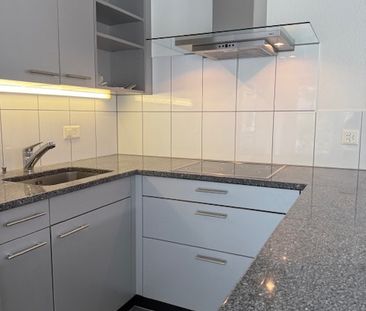 Helle 4.5-Zimmer-Wohnung mit Balkon und schöner Aussicht in Toffen - Foto 3