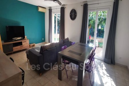 Location villa 3 chambres 87 m² Cuers - Photo 2