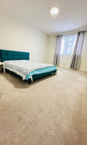 For Lease - 59 Radial Drive, Aurora, Ontario - Photo 4