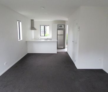 WALTHAM – 2 BED/2 BATH MODERN APARTMENT - Photo 6