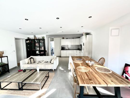 Luminous 3-room apartment in the center of St-Imier - Foto 1