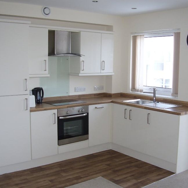 2 Bed Flat, Kirk Beston Close, LS11 - Photo 1