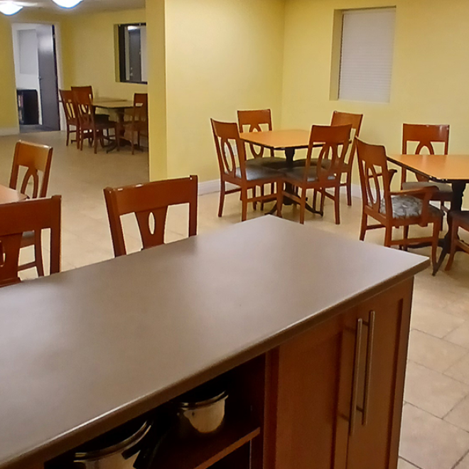 Forest Hill Towers - Photo 1