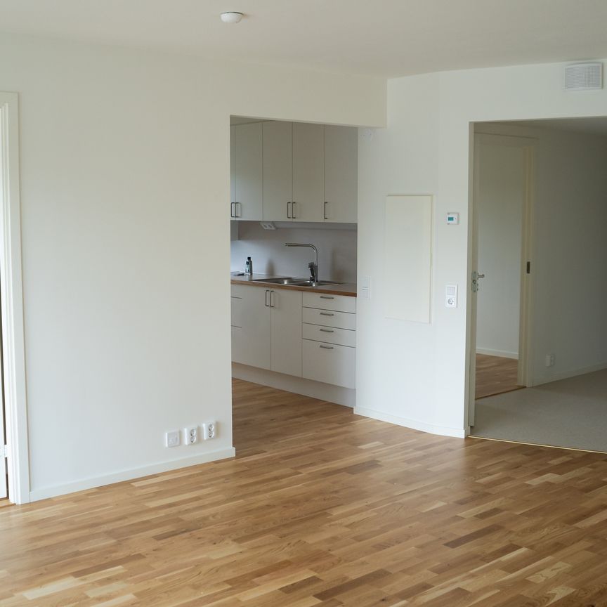 Sköldstavägen 30 A - Photo 1