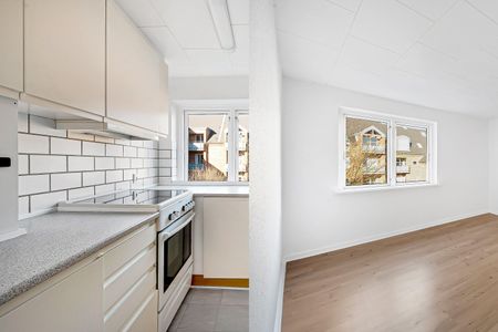 <b>Lys og velindrettet 2-værelses på 46 m2 med separat køkken og opvaskemaskine</b><br> - Photo 5