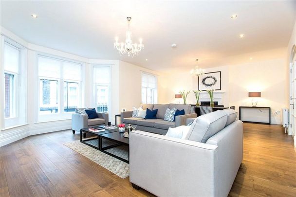 4 bedroom flat to rent - Photo 1