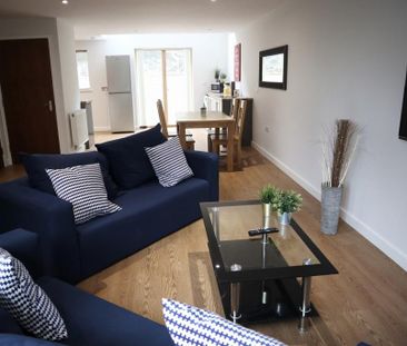4 bedroom house to rent - Photo 2