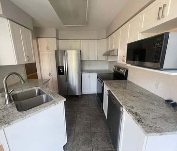 202 Forestglade Crescent - Photo 4