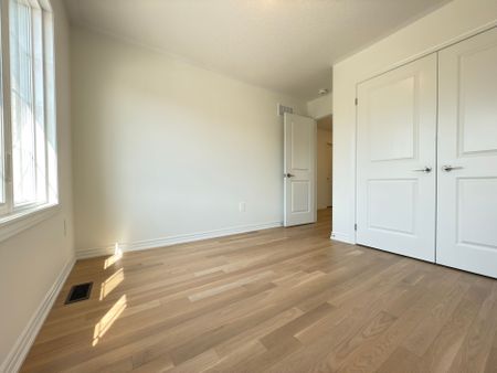 For Lease - 1457 Savoline Boulevard, Milton, Ontario - Photo 5