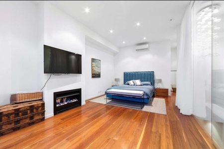 53/15 Beach Street, Port Melbourne VIC 3207 - Apartment For Rent | Domain - Photo 5
