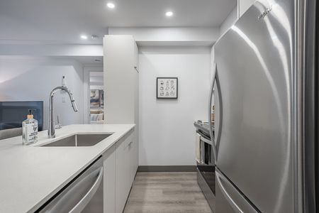 Appartement - 215-490 Av. Lake - Photo 3