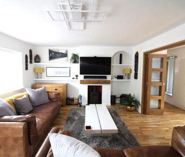 2 bedroom bungalow to rent - Photo 1