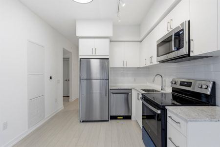 For Lease - 4010 Eglinton Avenue Unit# 2212, Toronto, Ontario - Photo 5