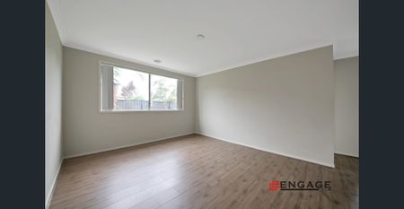 4 Bedroom family home with all the amenities close by! - Photo 4