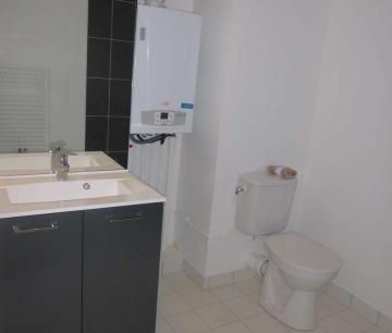 Location Appartement 2 pièces 45m² CAEN 14000 - Photo 3