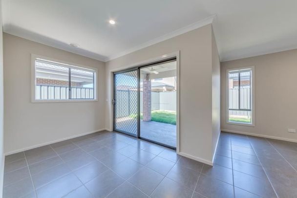 Low Maintenance Living! - Photo 1