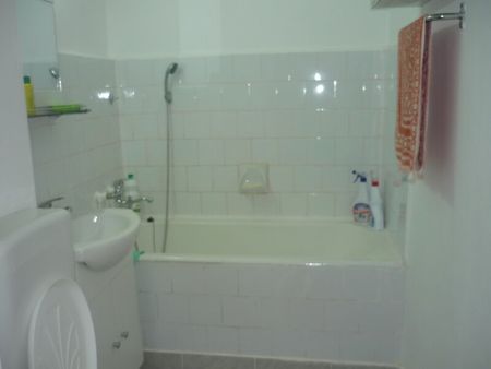 Titan, metrou 7 minute, - Fotografie 2