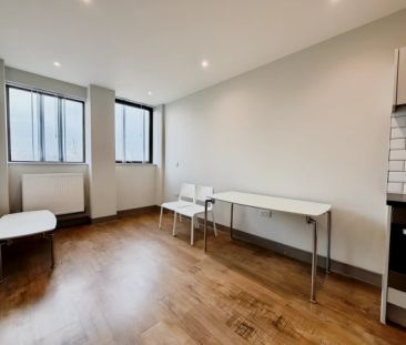 1 Bed 1 Bath - Photo 4