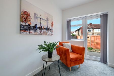 2 bedroom apartment to rent - Photo 3