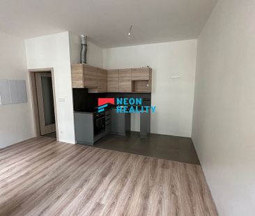 Pronájem bytu 1+kk 28 m² - Photo 3