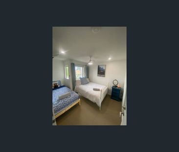 4/55 Second Avenue, Maroochydore, Qld 4558 - Photo 3