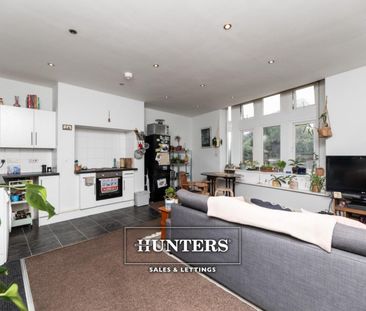 2 bedroom Flat To Let - Photo 2