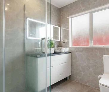 98A Manuroa Road, Takanini, Auckland - Photo 2
