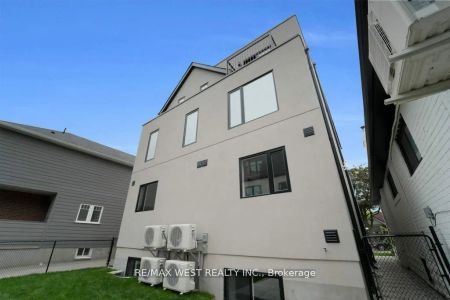 502 Atlas Avenue #C - Photo 4