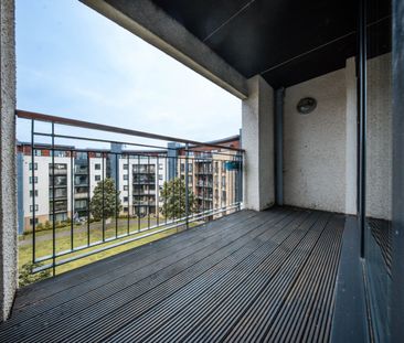 East Pilton Farm Crescent, Edinburgh, EH5 2GG - Photo 1