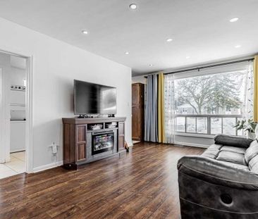 For Lease - 260 Taylor Mills Drive Unit# Main Fl, Richmond Hill, On... - Photo 2