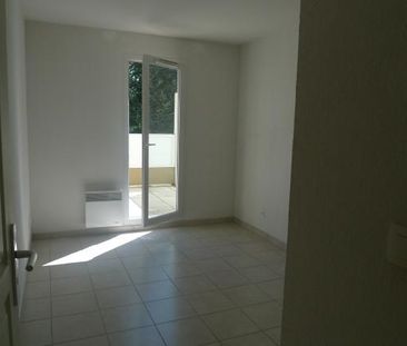 Location Appartement 3 pièces 58m² BRIGNOLES 83170 - Photo 2