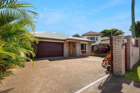 568 Robinson Rd W, Aspley QLD 4034 - House For Rent - $870 | Domain - Photo 4