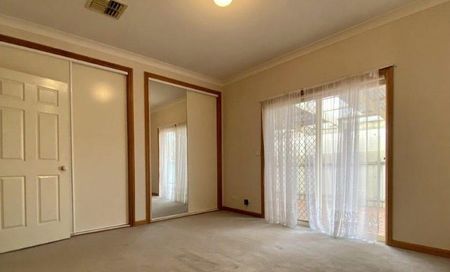 Modern Ease, Everyday Comfort - Photo 3