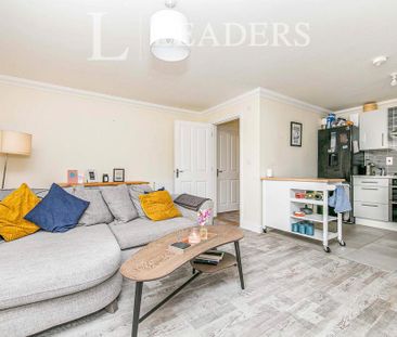 2 bedroom flat to rent - Photo 5