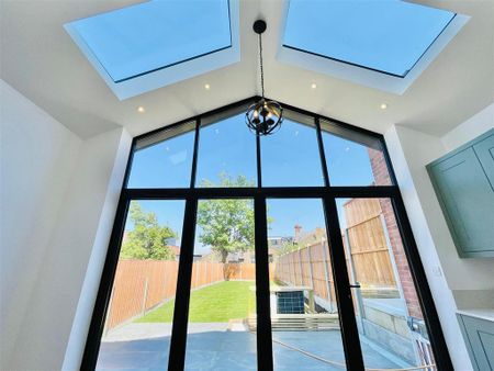 4 bedroom house to rent - Photo 3