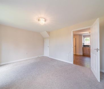 3 bedroom detached house to rent - Photo 4