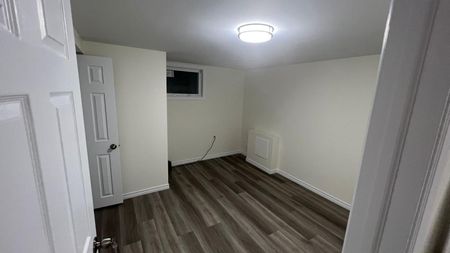 For Lease - 259 MCNAY Street, London East, Ontario - Photo 2