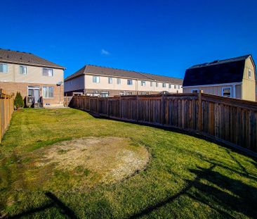 For Lease - 33 Fairgrounds Drive, Hamilton, Ontario - Photo 2