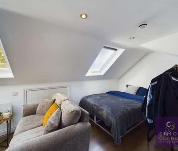 High Road, North Finchley, (inc W/rates), N12 - Photo 4