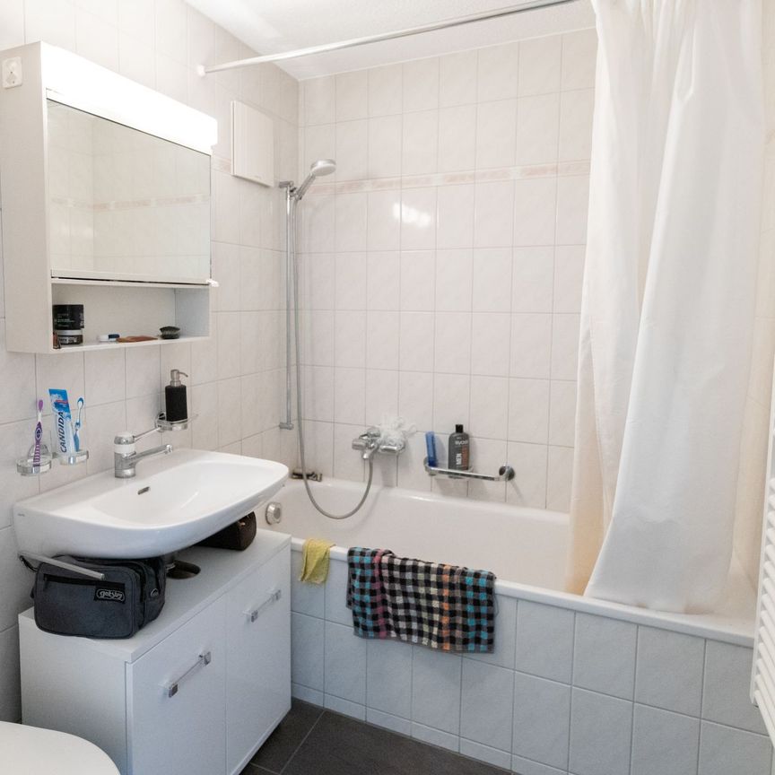 2.5 Zimmer-Wohnung mit Sitzplatz - Photo 1