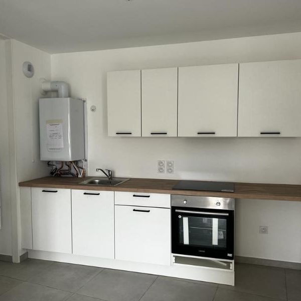 Location Appartement 2 pièces 39m² DIJON 21000 - Photo 1